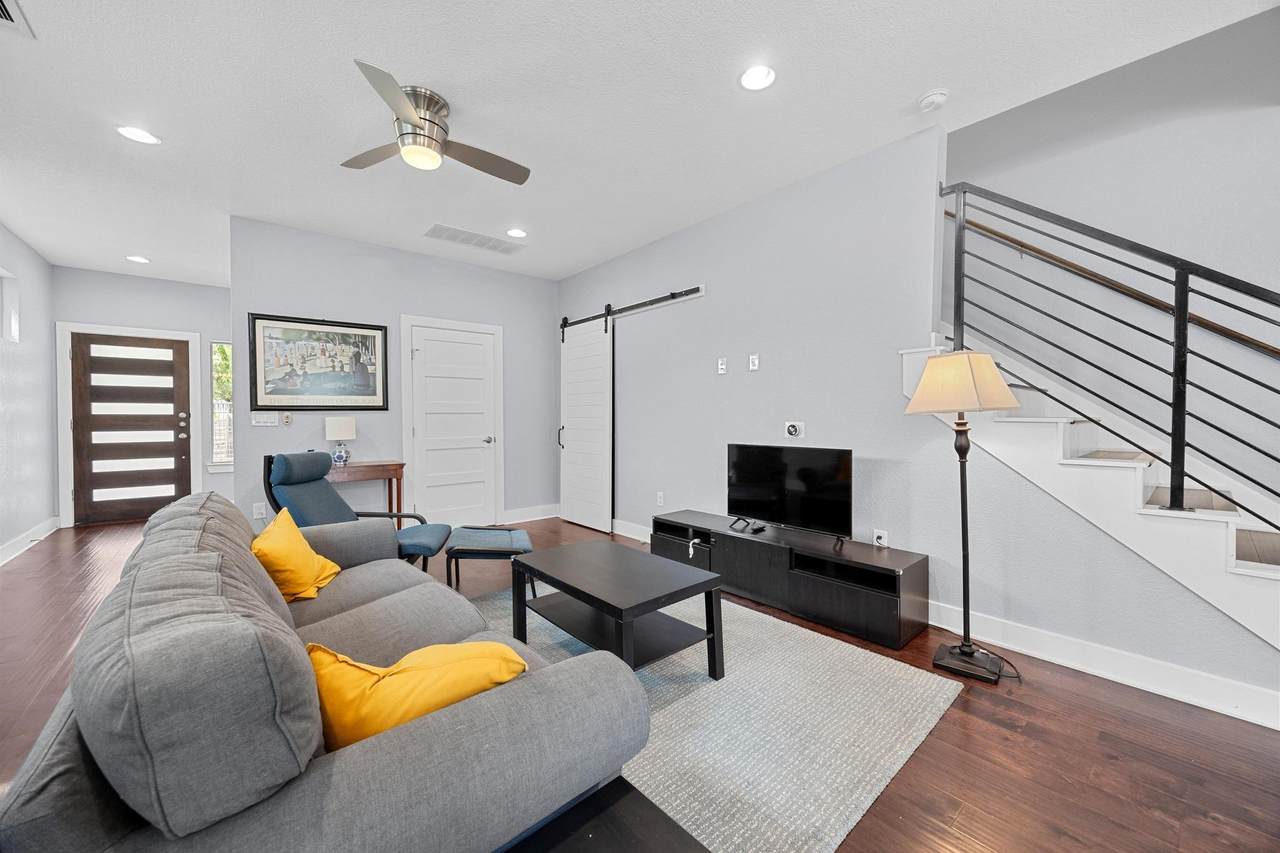 312 Delmar Ave - Photo 1