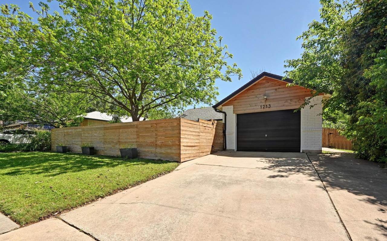1213 South Trace Dr - Photo 1