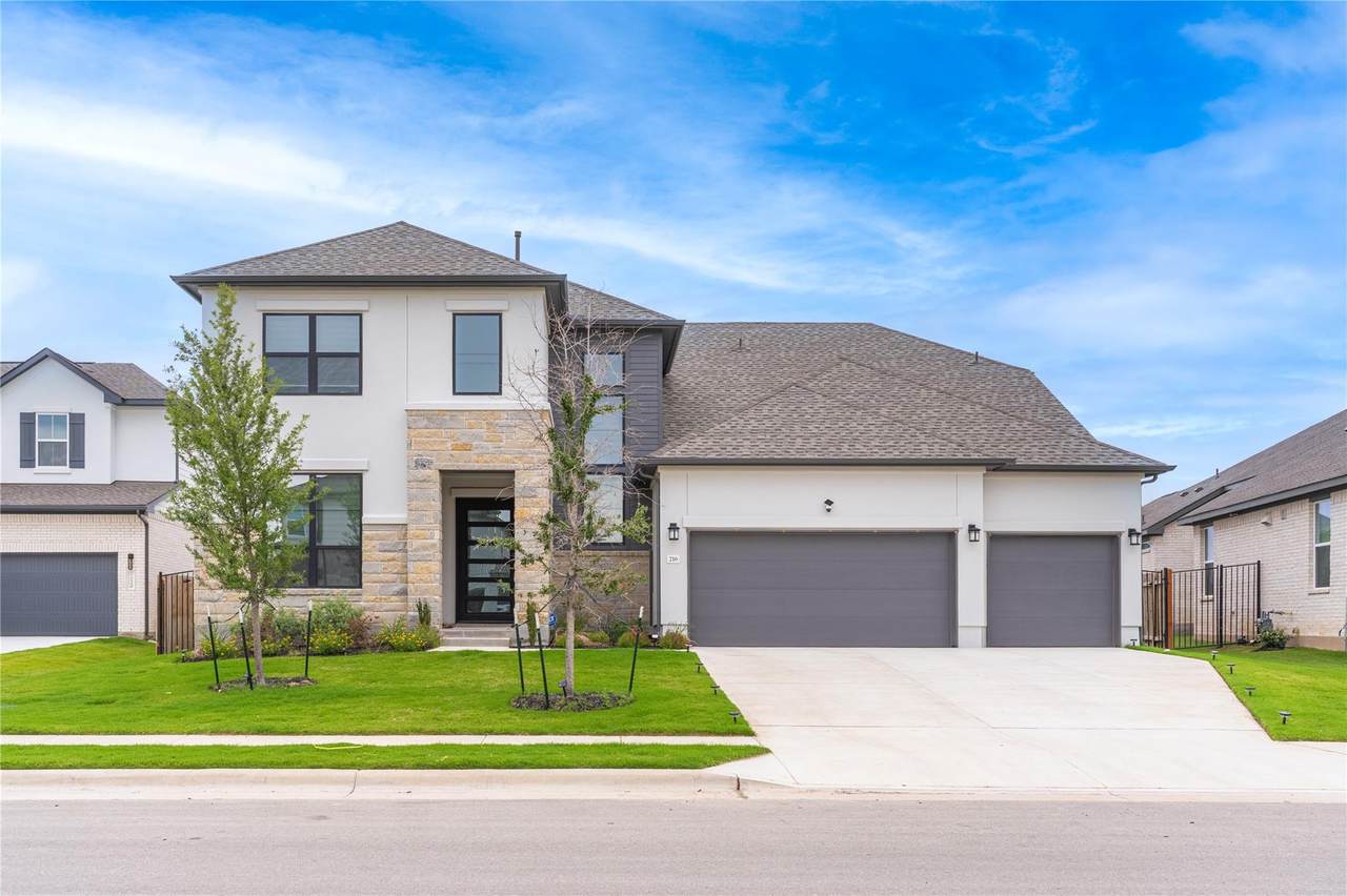 216 Reata Ridge Loop - Photo 1