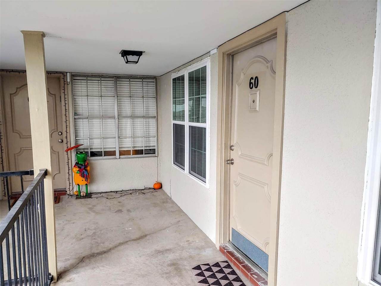 910 Duncan Ln - Photo 1