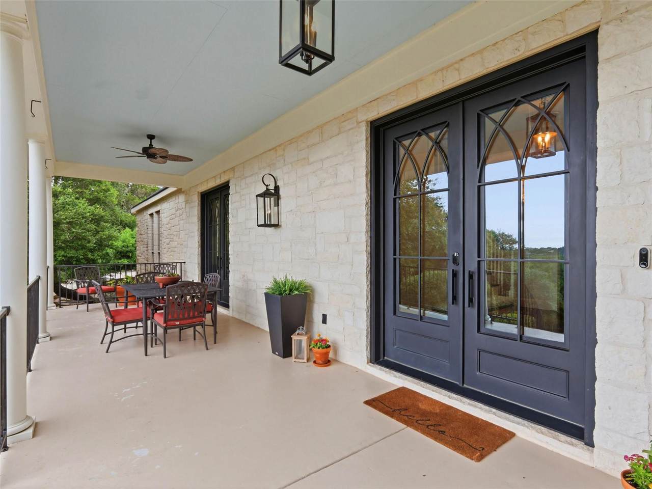 https://bt-photos.global.ssl.fastly.net/austin/1280_boomver_1_2398904-2.jpg