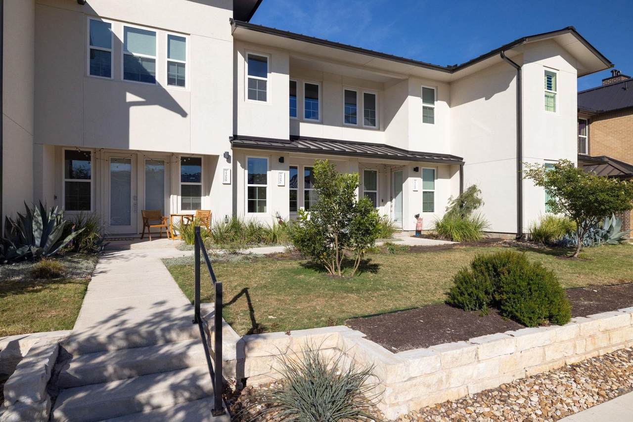 2508 Simond Ave - Photo 1