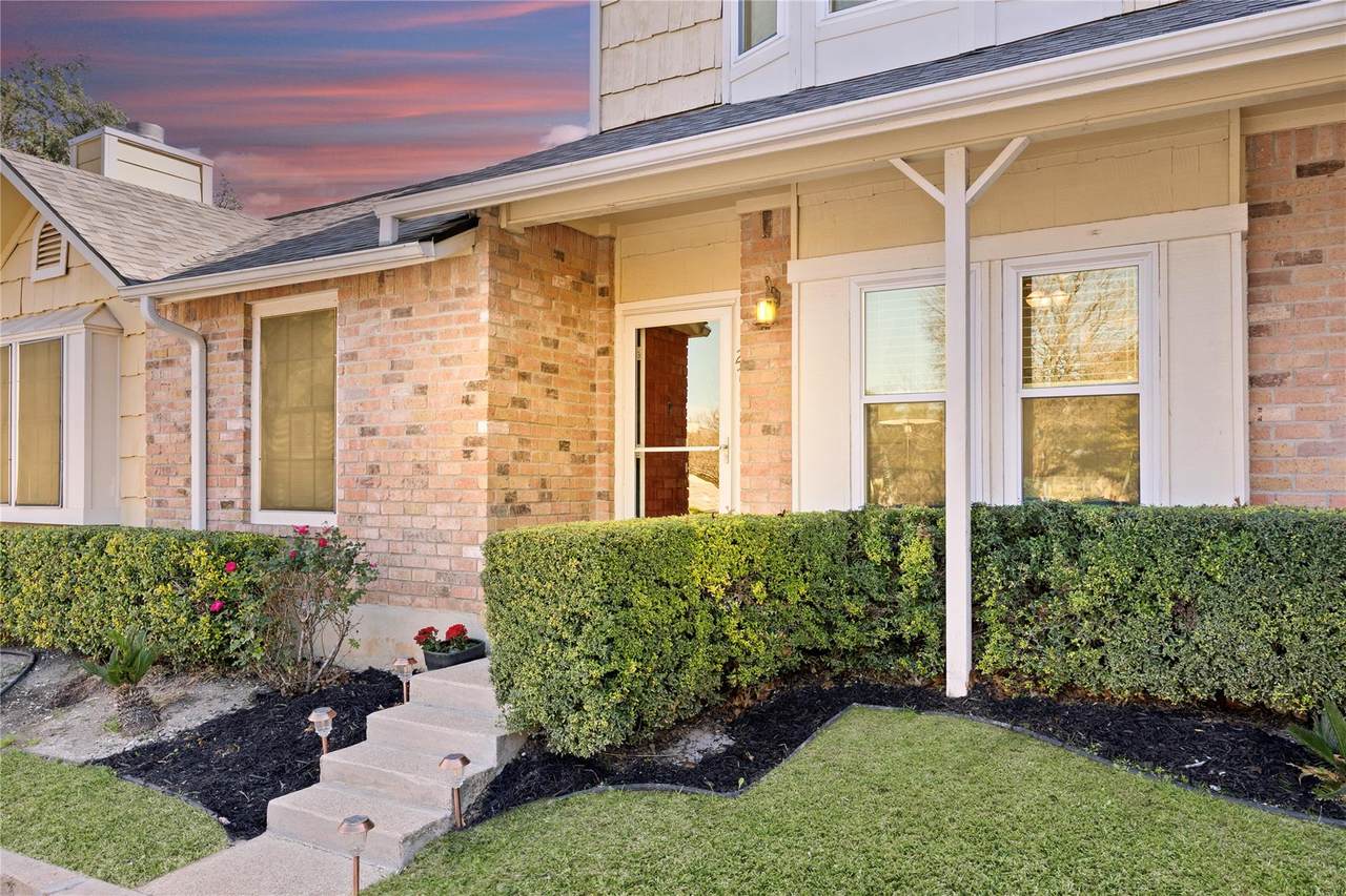 11901 Swearingen Dr - Photo 1