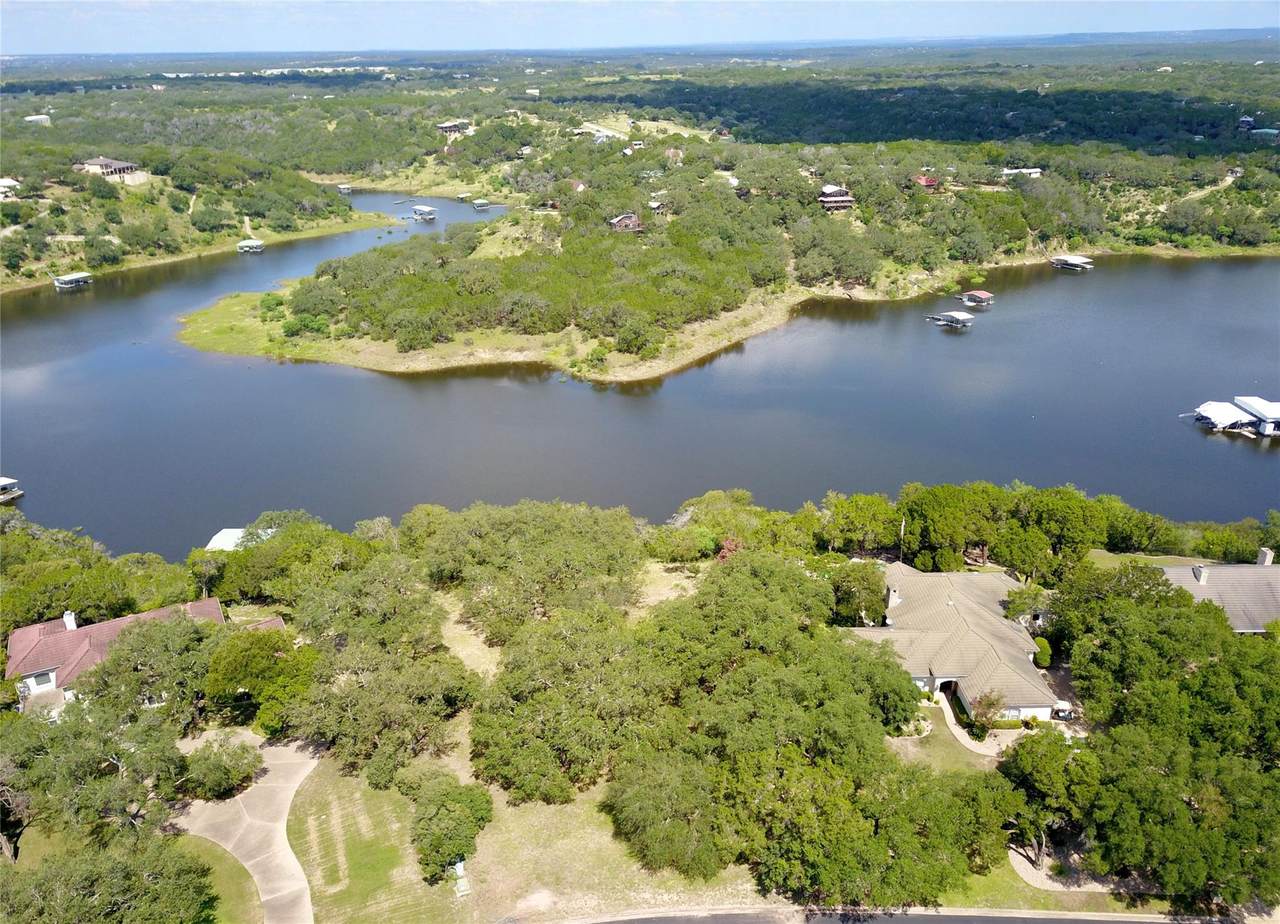 2802 Marina Shores Dr - Photo 1