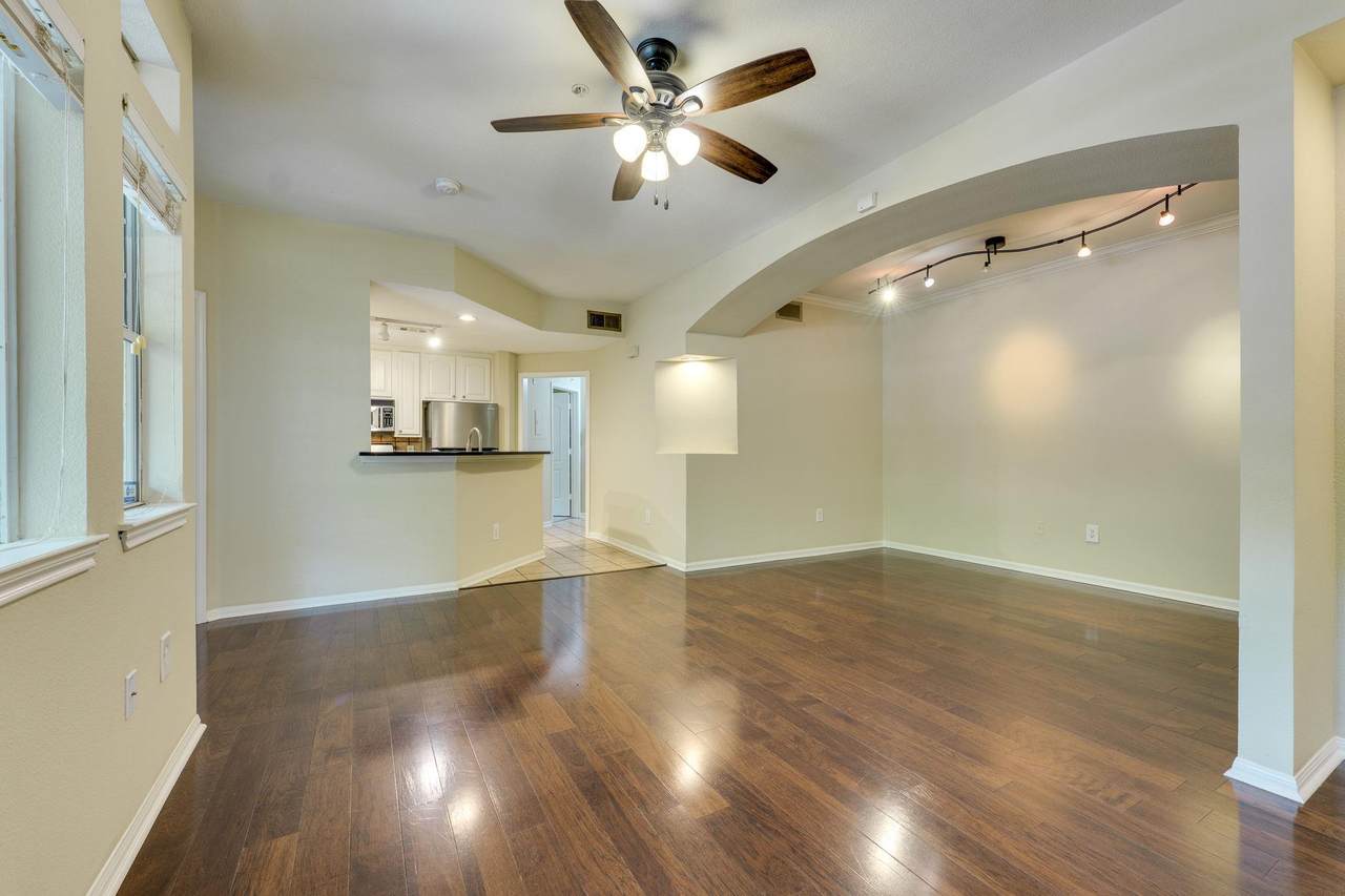 9525 Capital Of Texas Highway - Photo 1
