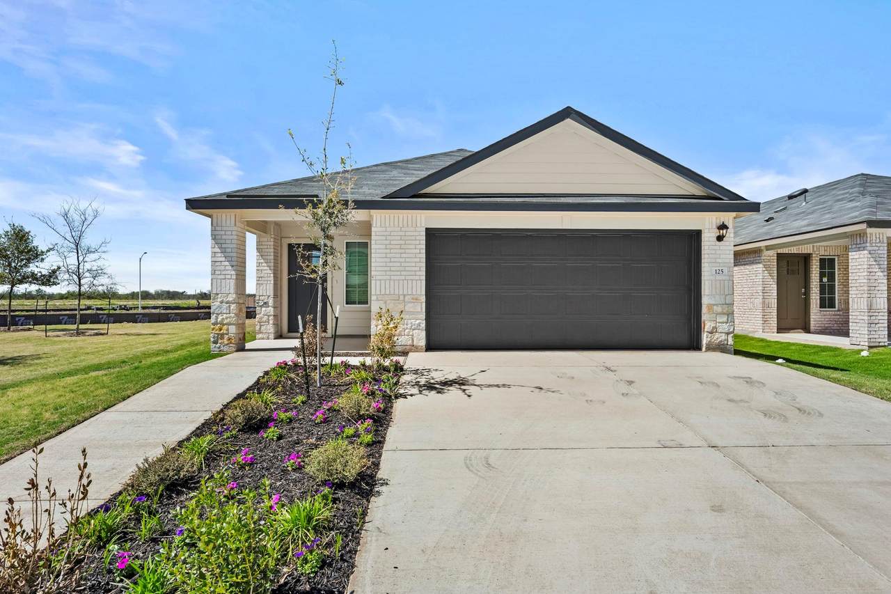 125 Raymondville Path - Photo 1