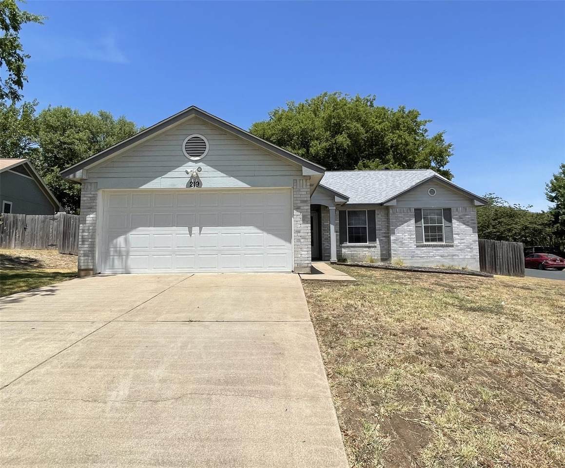 219 Crystal Knoll Blvd - Photo 1