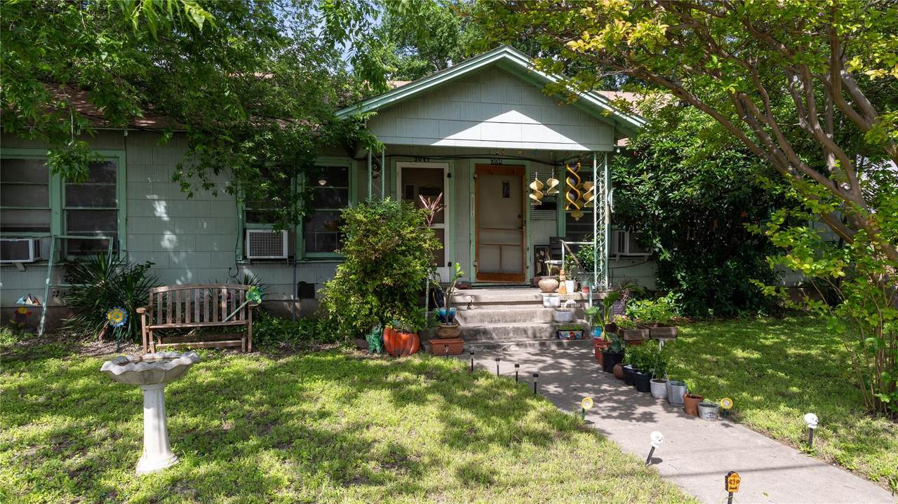 304 Walnut St - Photo 1