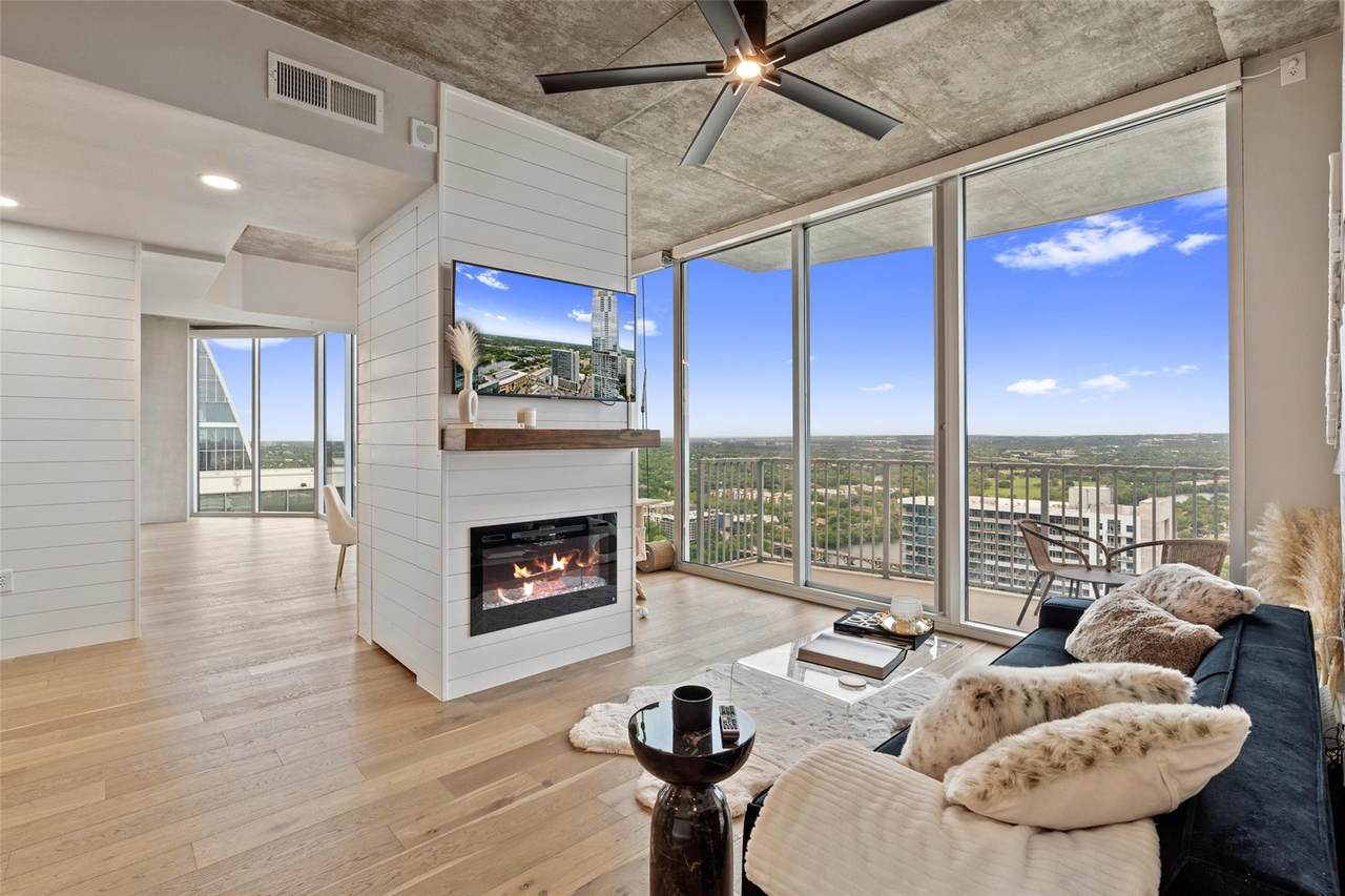 360 Nueces St - Photo 1