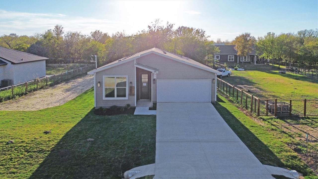 151 Kawainui Ln - Photo 1