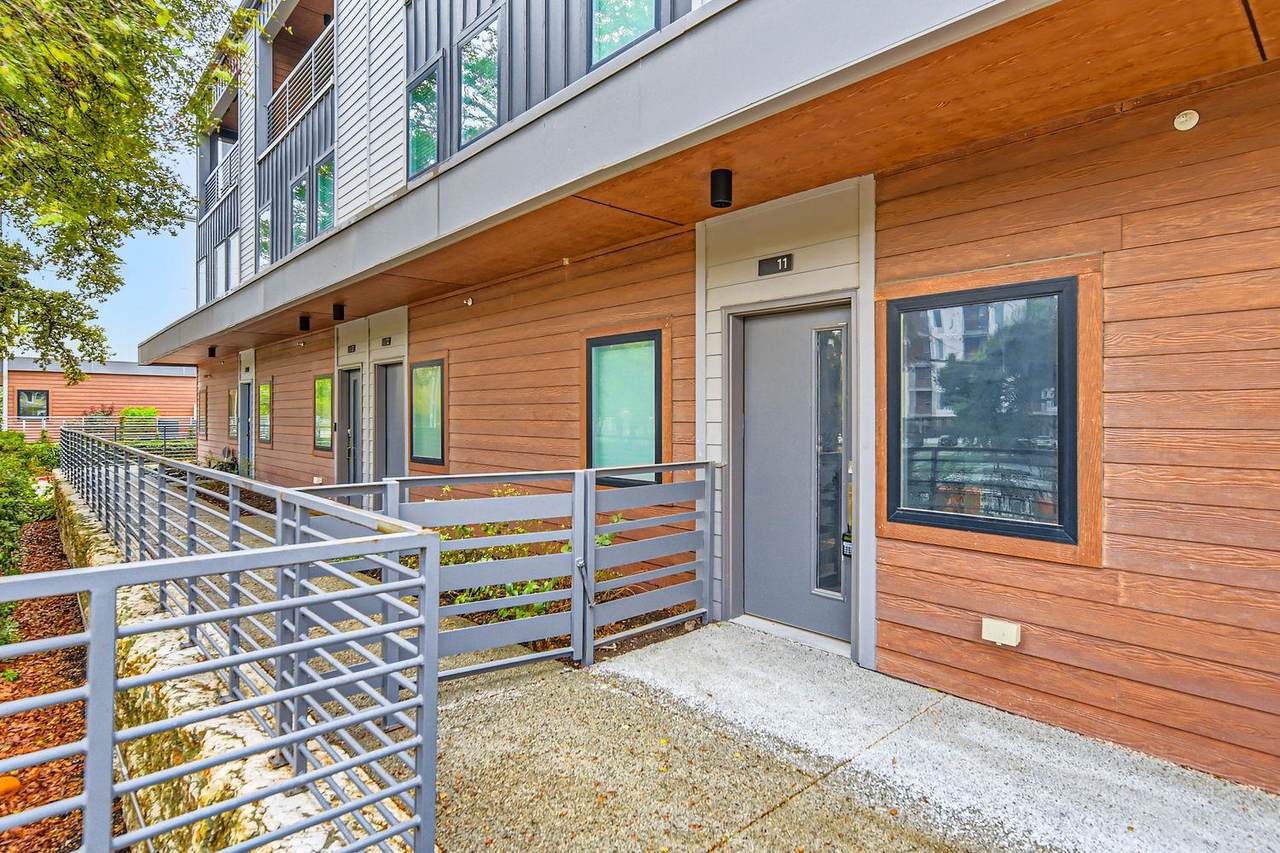 5924 Congress Ave - Photo 1