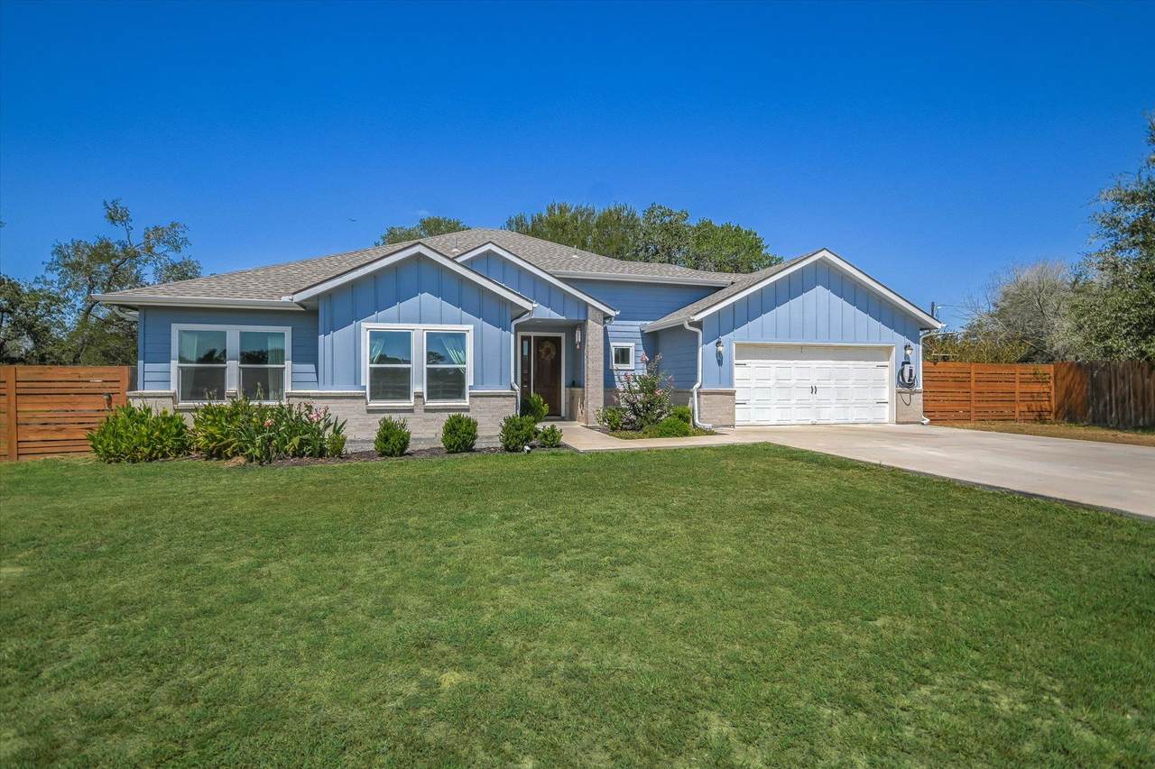 671 Shiloh Rd - Photo 1