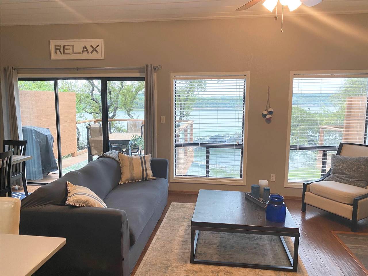 502 Harbor Dr - Photo 1