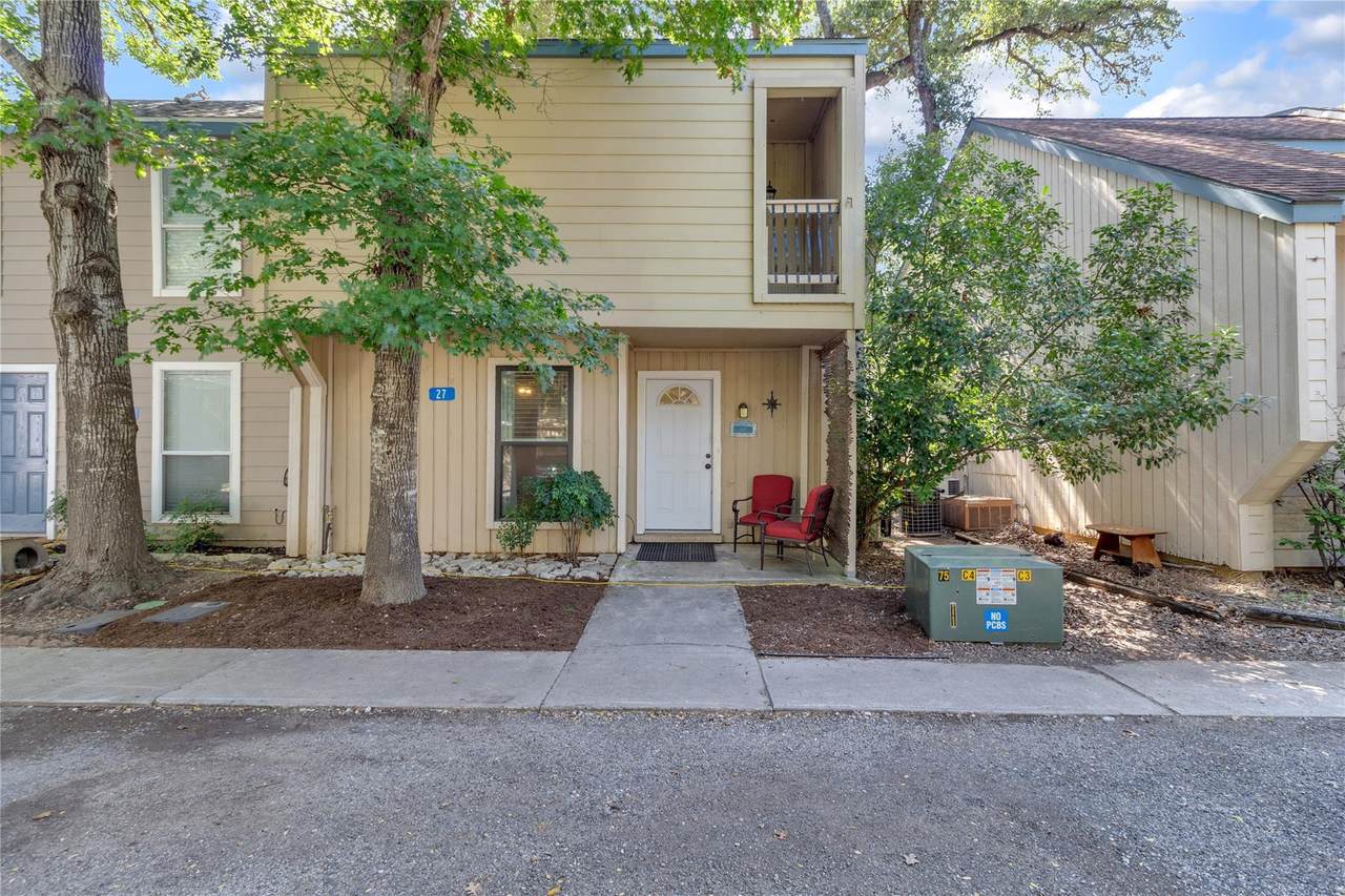 27 Marina Cir - Photo 1