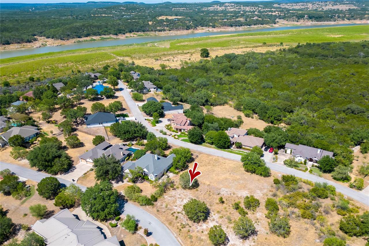 743 Wesley Ridge Dr - Photo 1