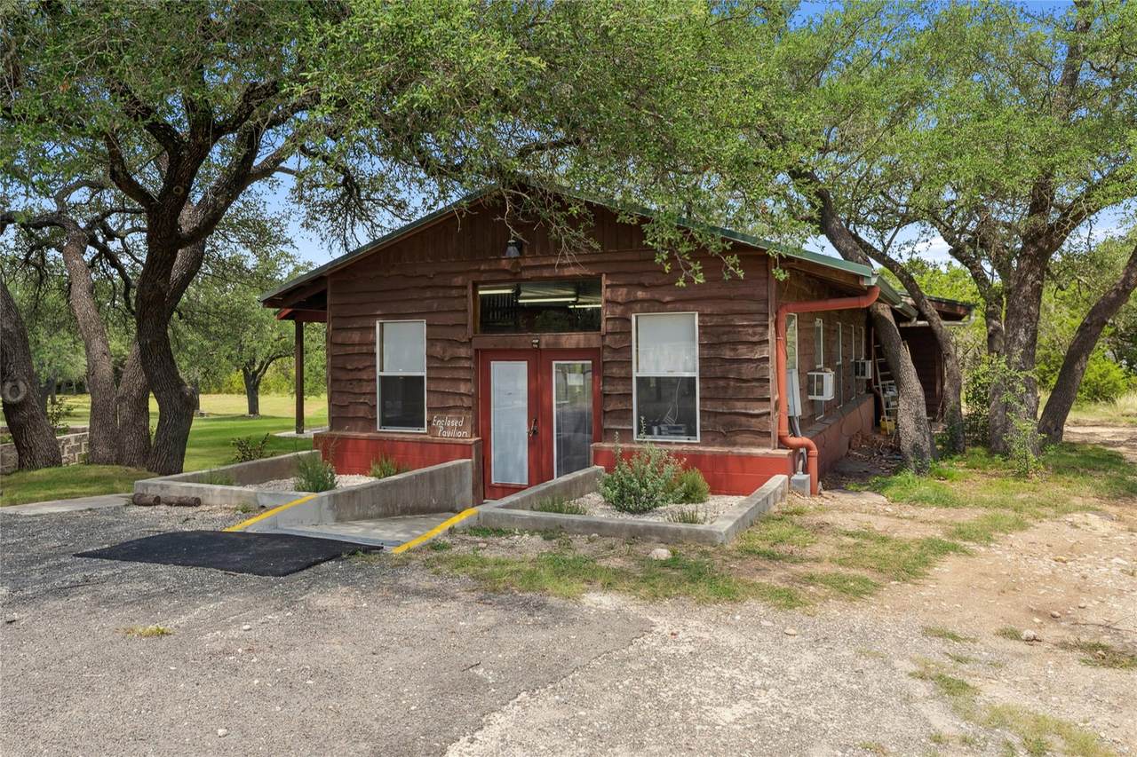 https://bt-photos.global.ssl.fastly.net/austin/1280_boomver_1_2554000-2.jpg