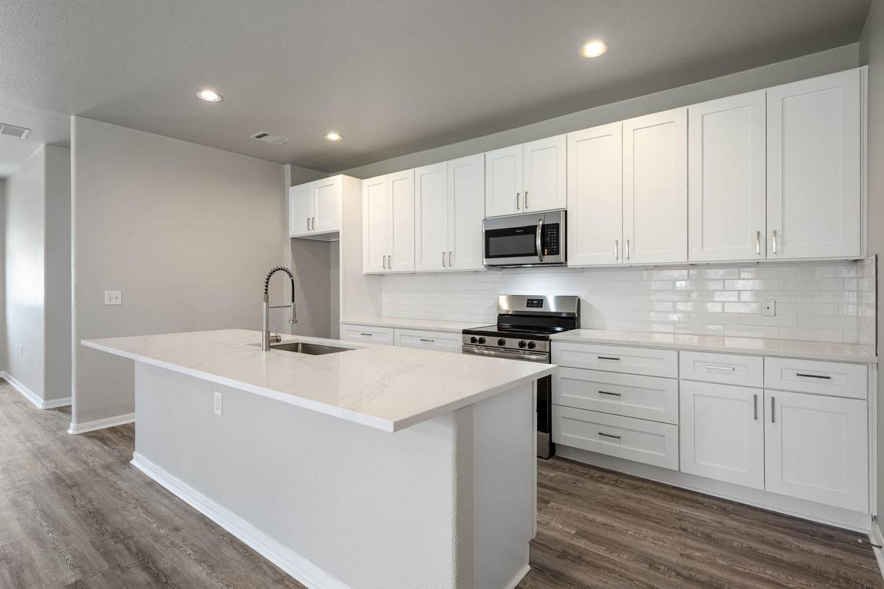 13513 Kearns Dr - Photo 1
