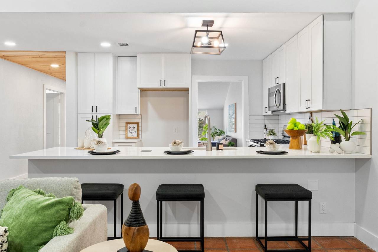 7503 Berkman Dr - Photo 1