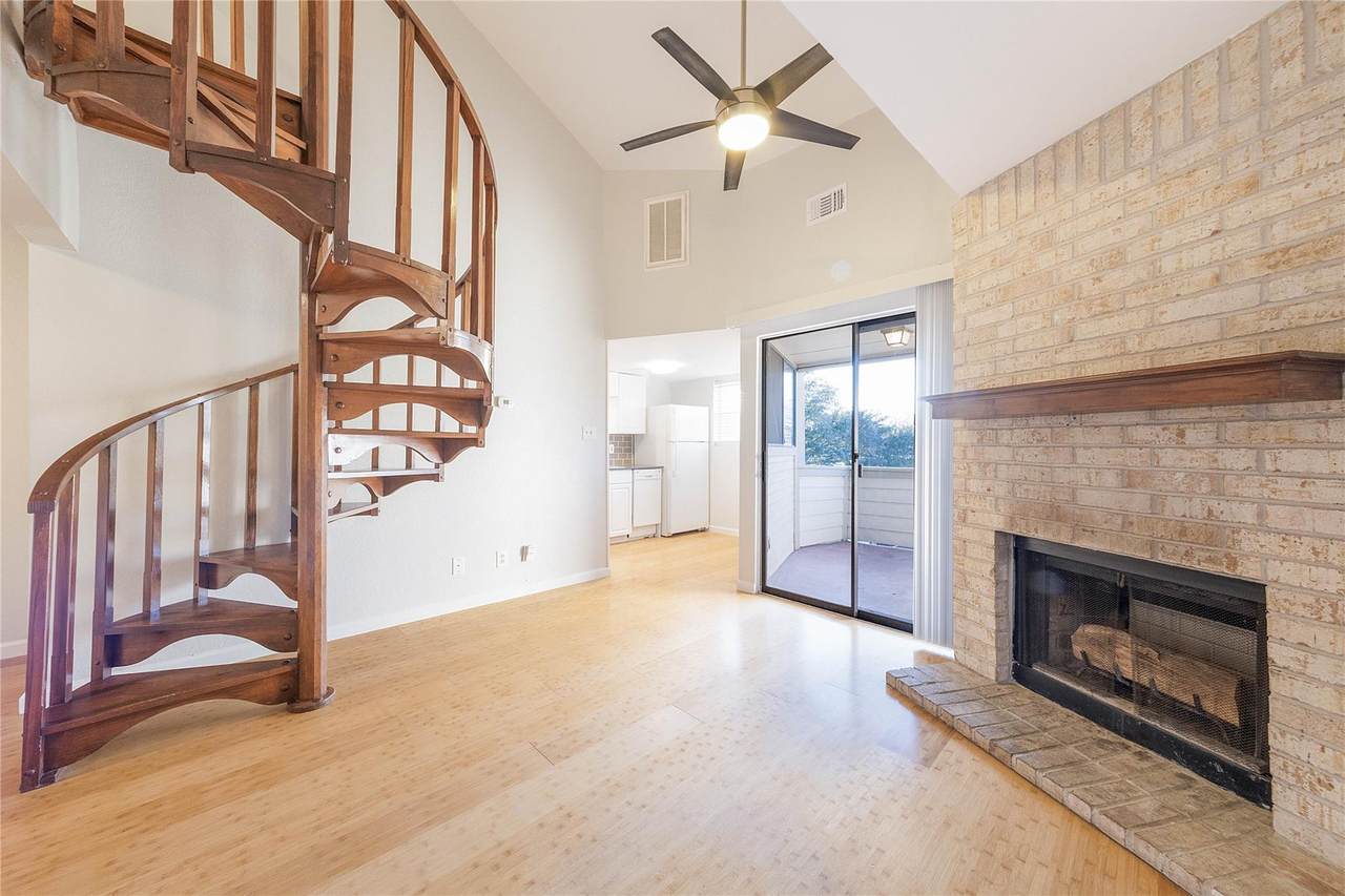 2500 Burleson Rd - Photo 1