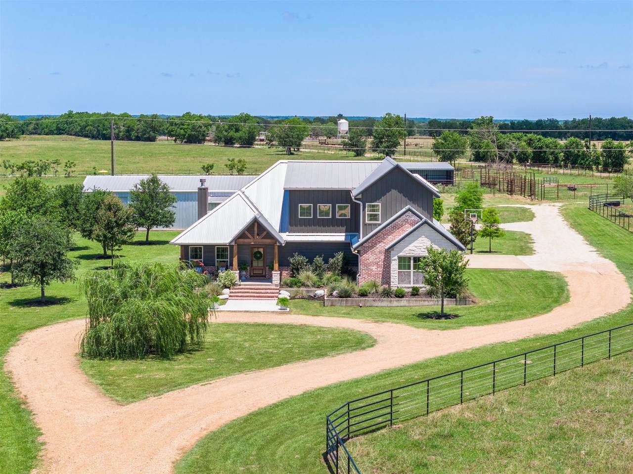 1801 County Road 216 - Photo 1