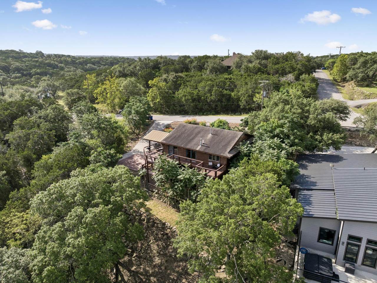 1121 Bradstreet - Photo 1