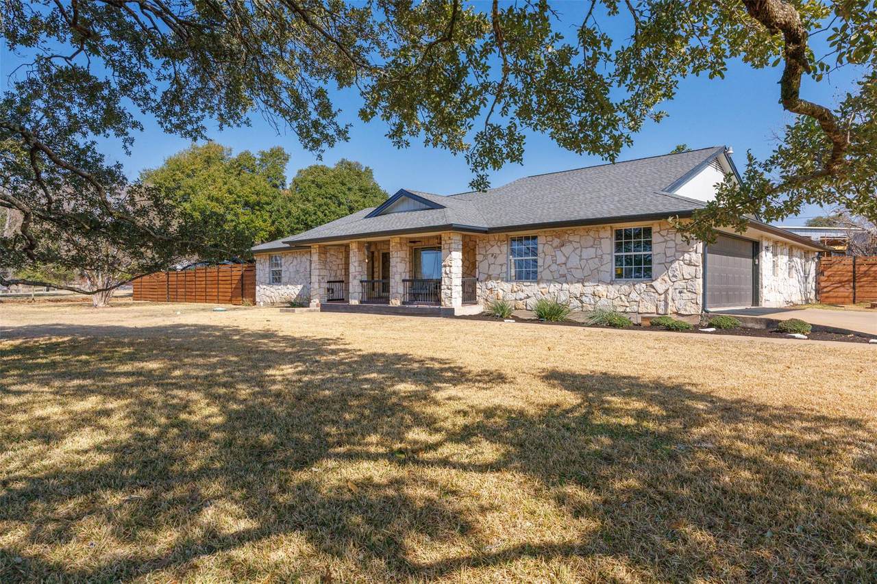 1607 Mayfield Dr - Photo 1