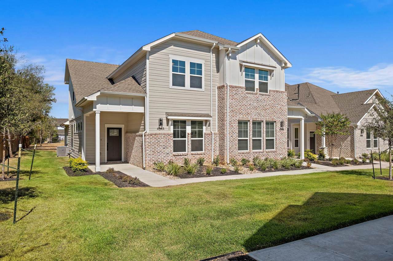 454 Orleanian Dr - Photo 1