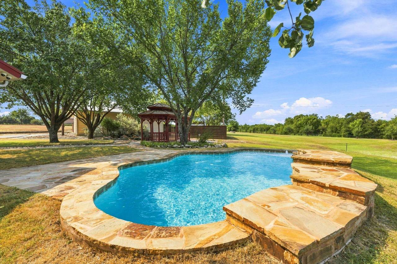https://bt-photos.global.ssl.fastly.net/austin/1280_boomver_1_2643454-2.jpg