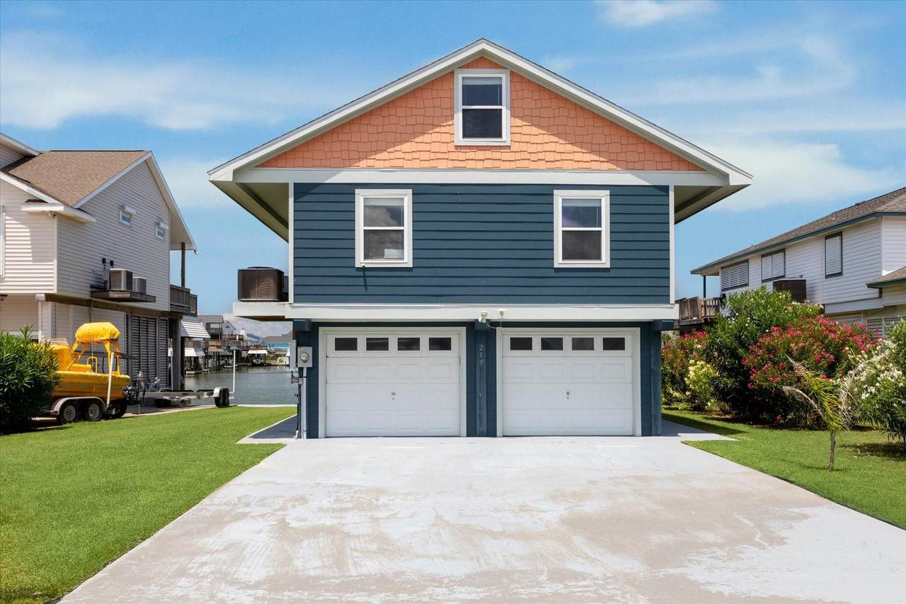 219 Bora Bora Dr - Photo 1