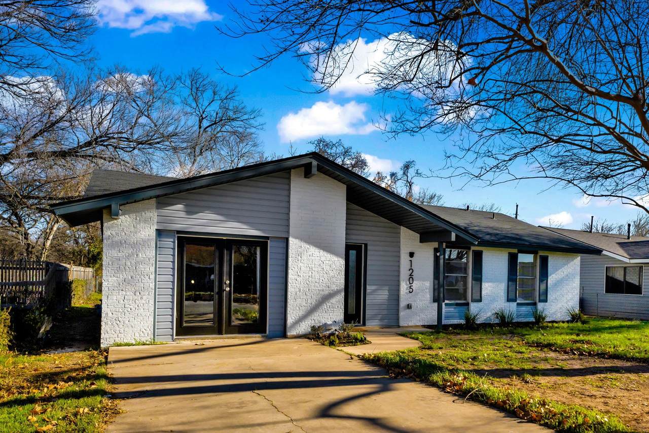1205 Arthur Stiles Rd - Photo 1