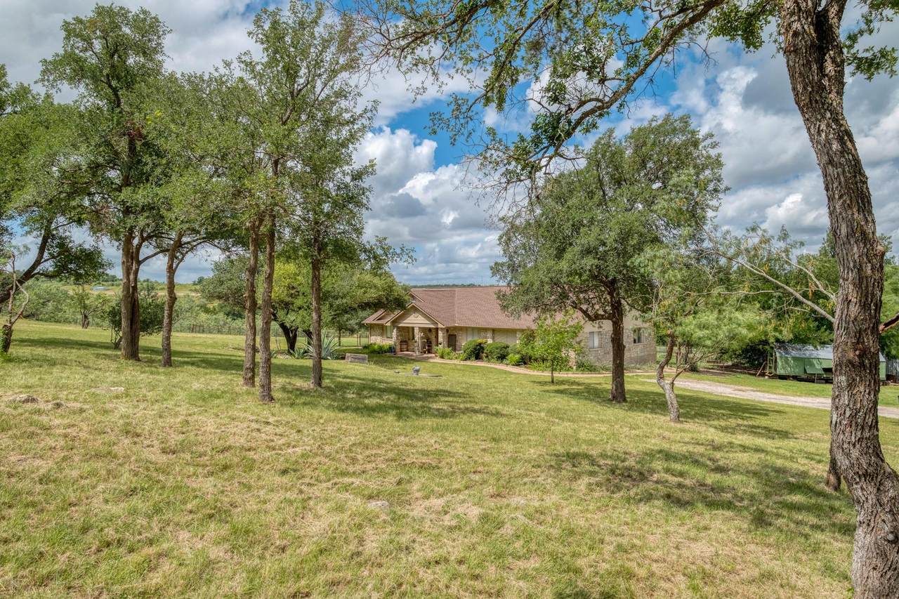 701 Berry Ln - Photo 1