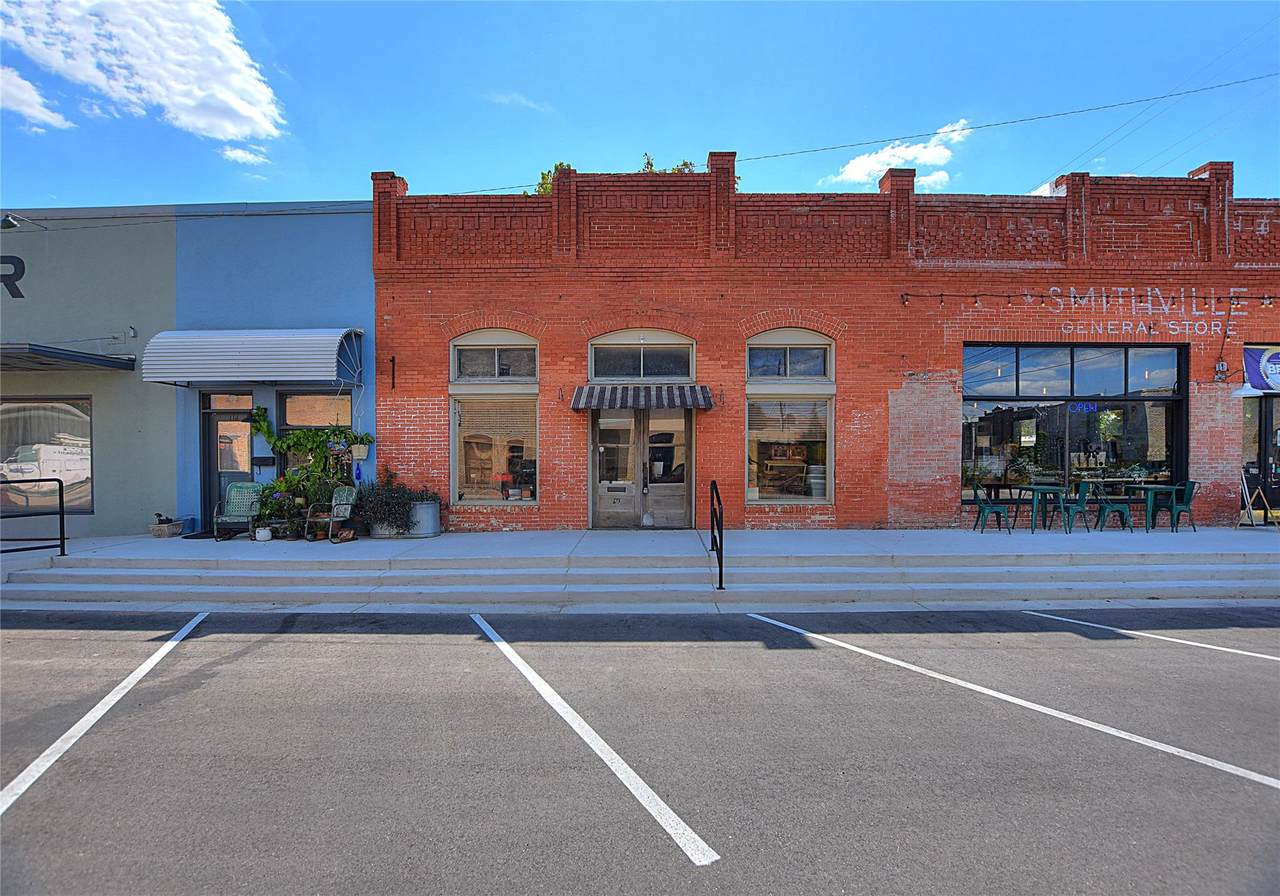 110 2nd St - Photo 1