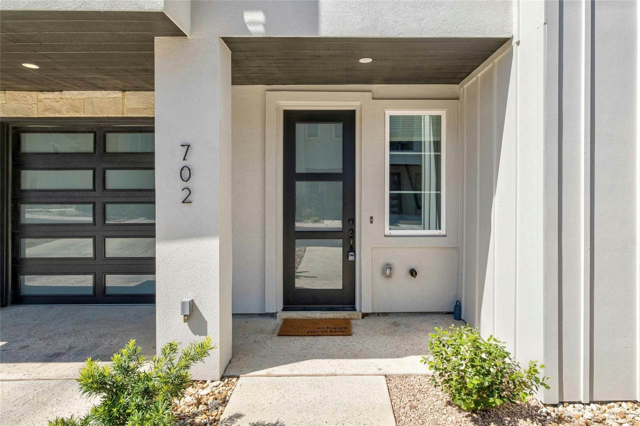 12001 Vista Parke Dr - Photo 1