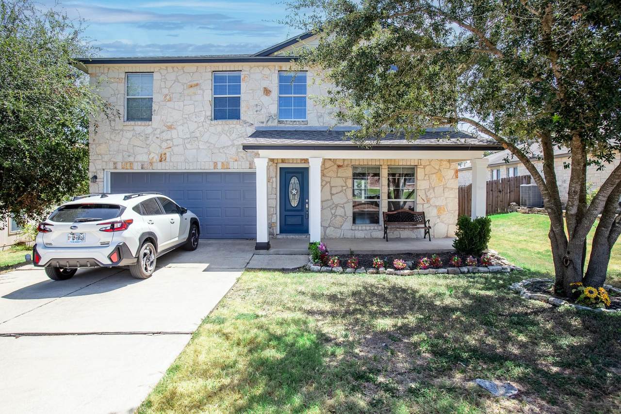 206 Killian Loop - Photo 1