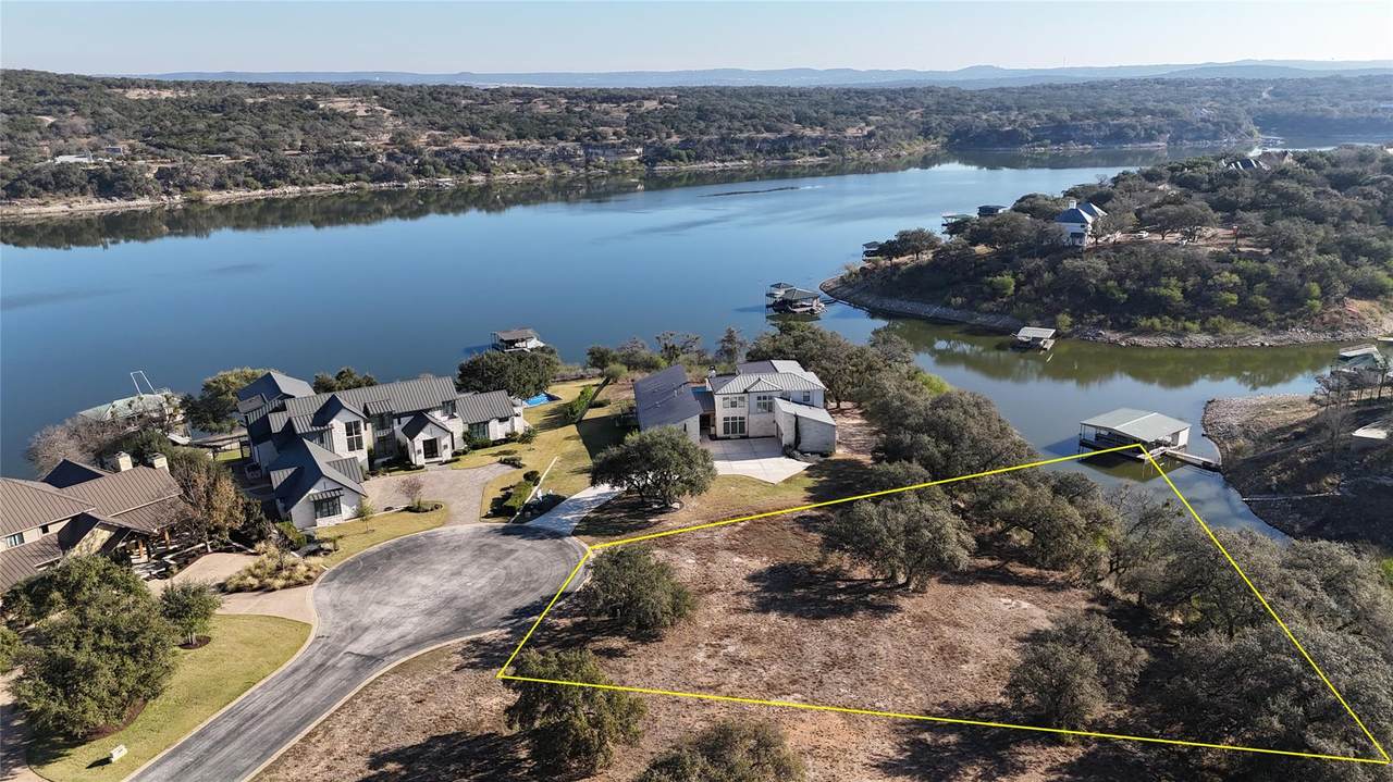 3517 Kahala Sunset Dr - Photo 1