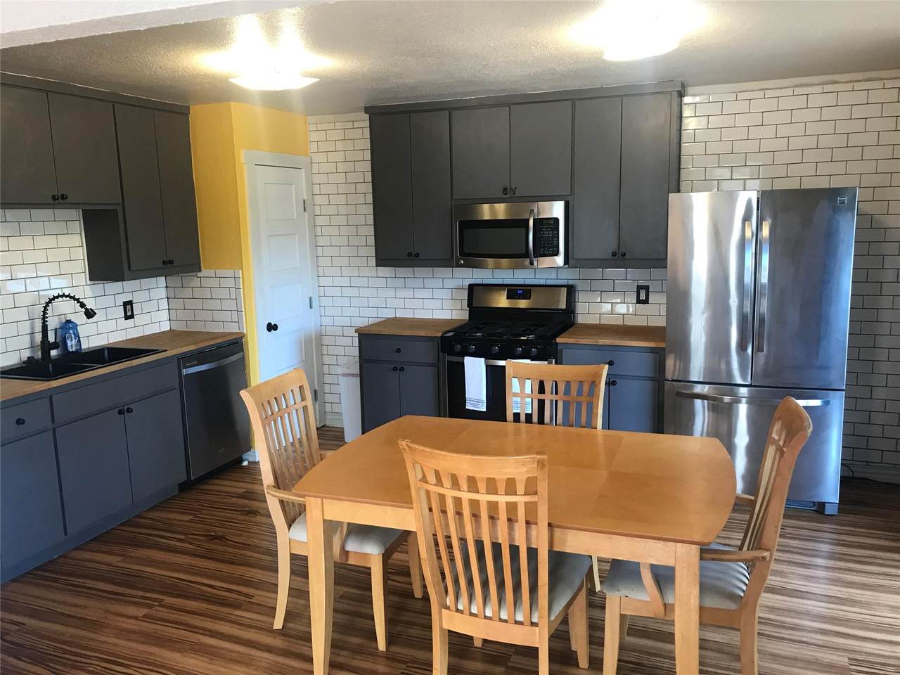 7212 Meador Ave - Photo 1