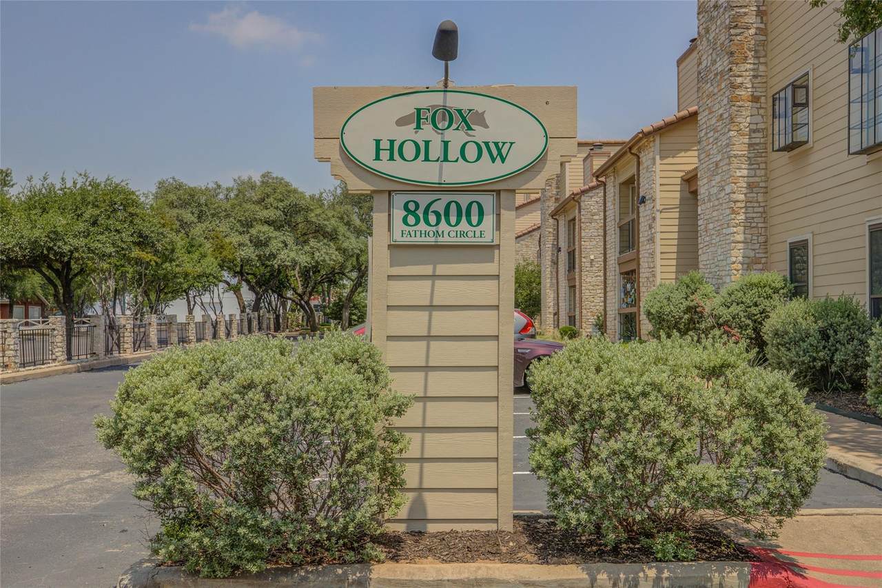 8600 Fathom Cir - Photo 1