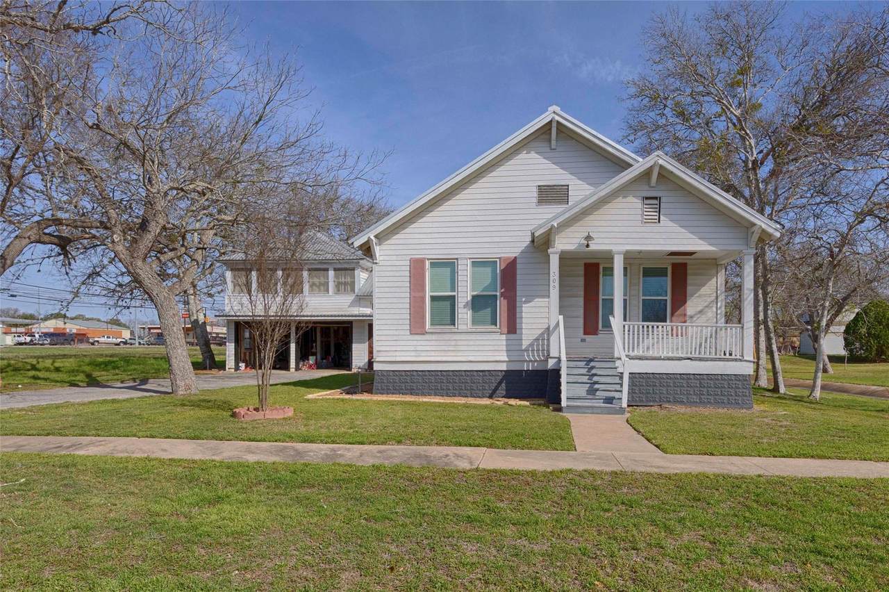 309 Anderson St - Photo 1
