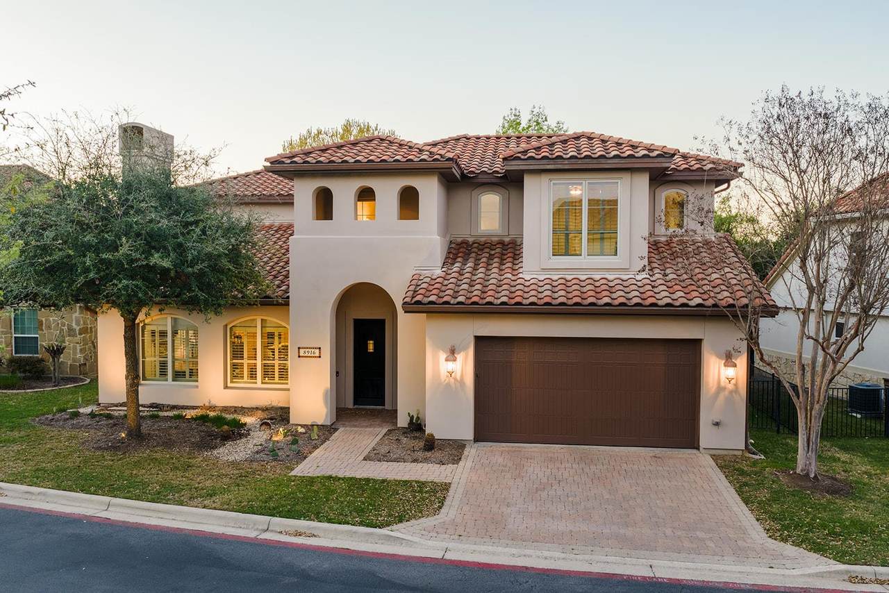 8916 Villa Norte Dr - Photo 1