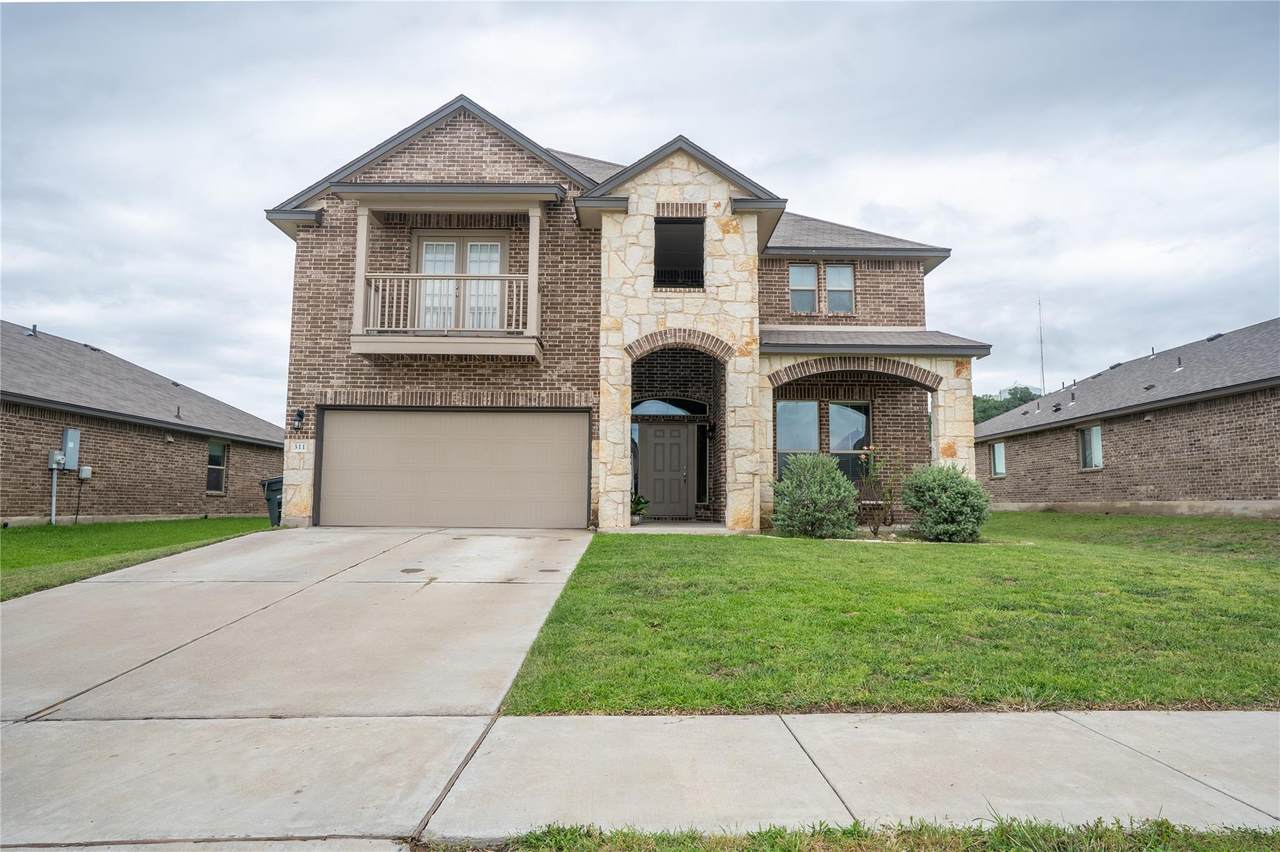 311 Danielle Dr - Photo 1