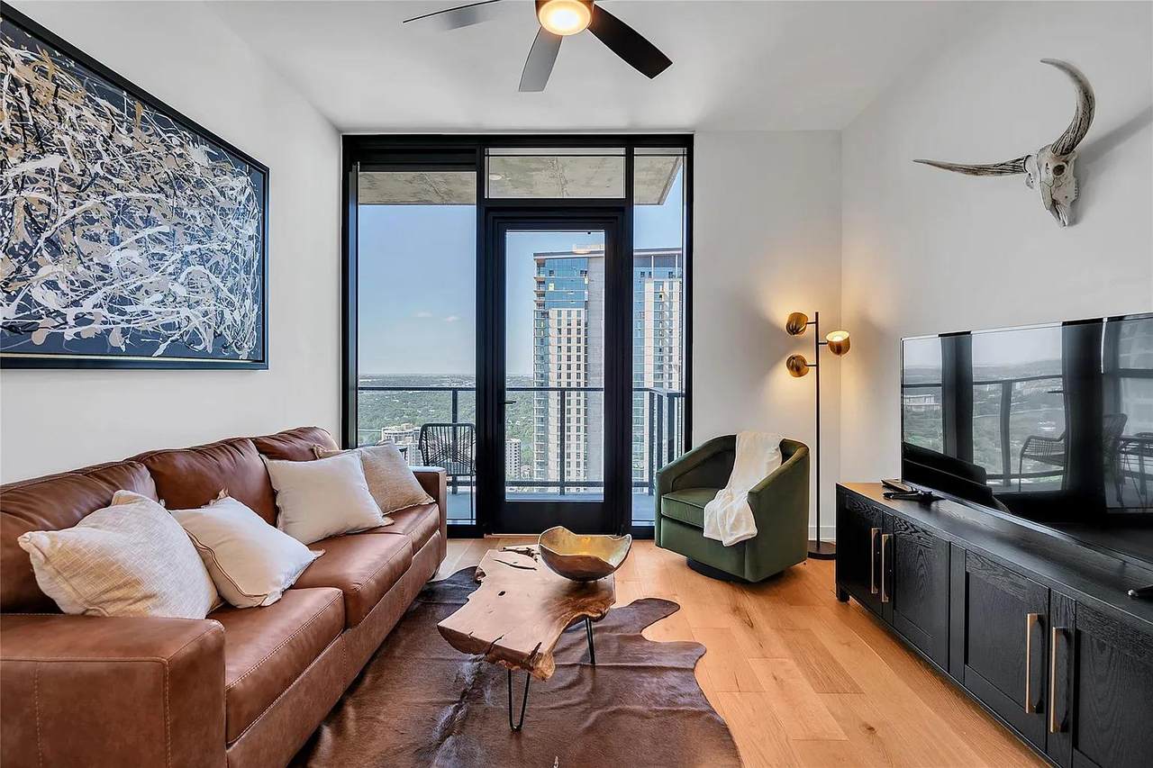 84 East Ave - Photo 1