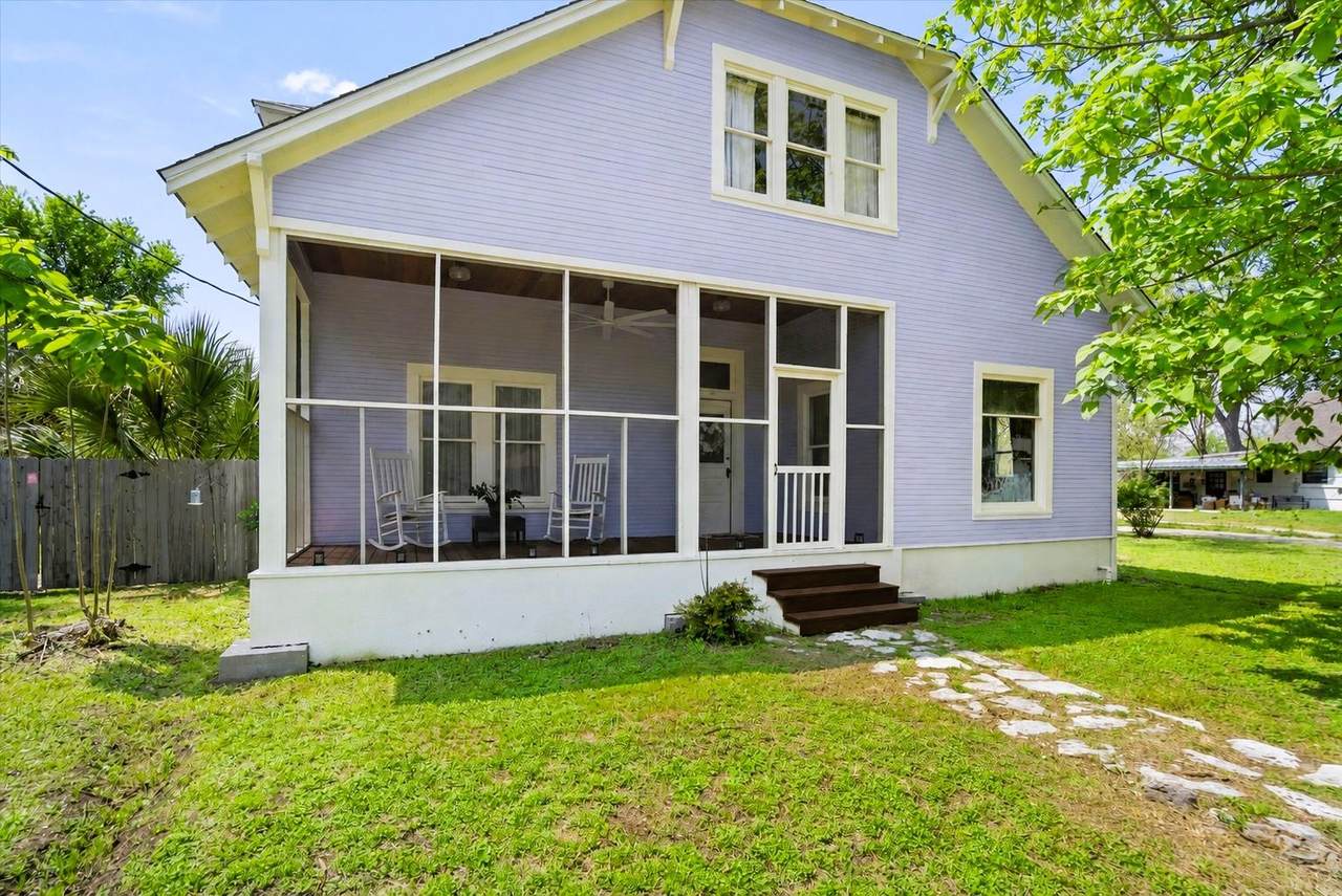 901 Kimbro St - Photo 1