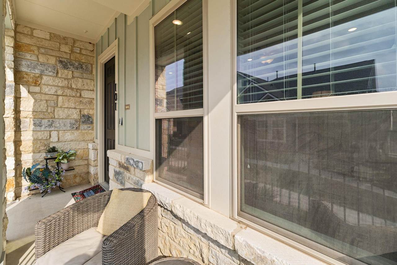 https://bt-photos.global.ssl.fastly.net/austin/1280_boomver_1_2876893-2.jpg
