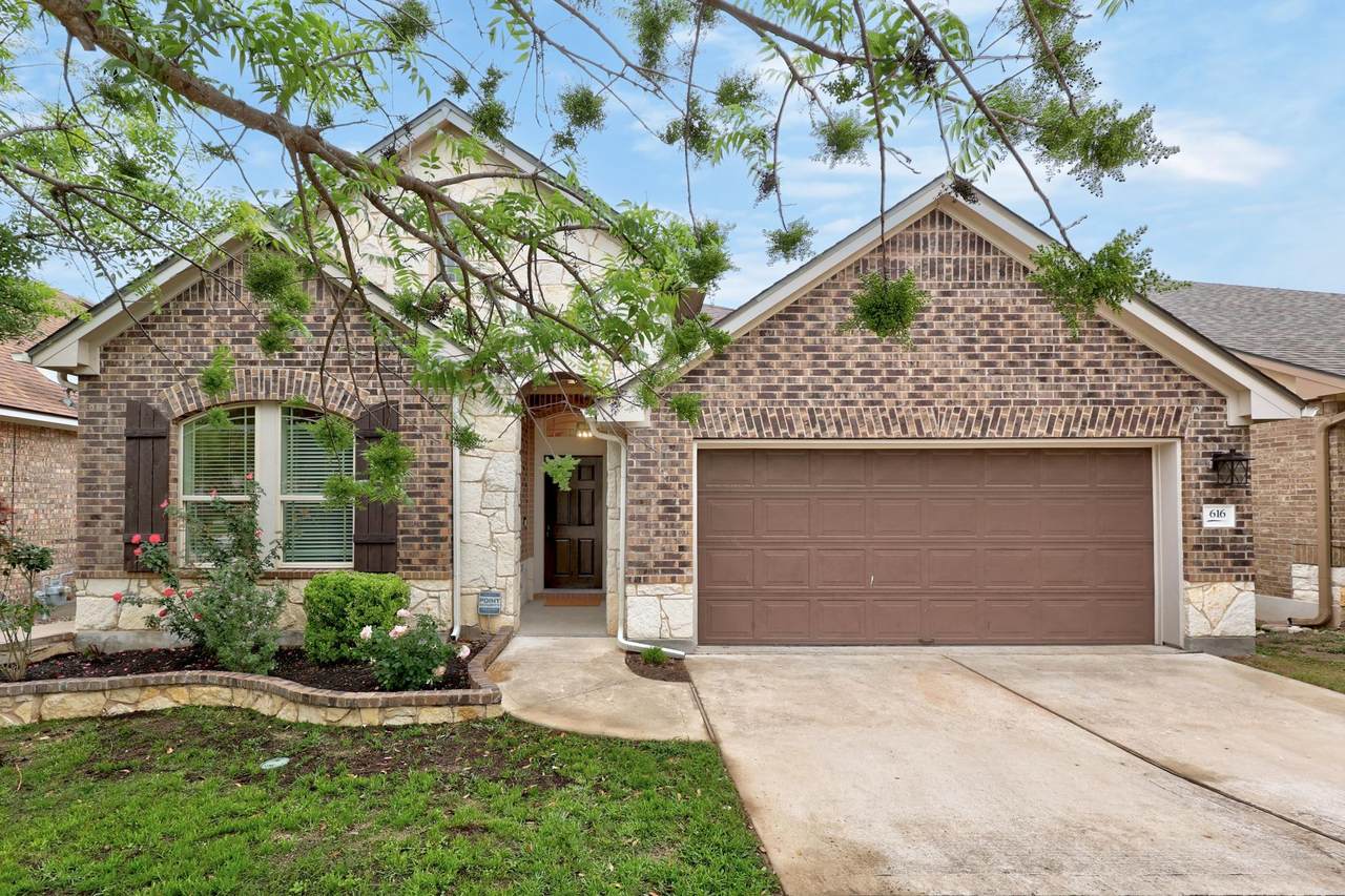 616 Loma Cedro Bnd - Photo 1