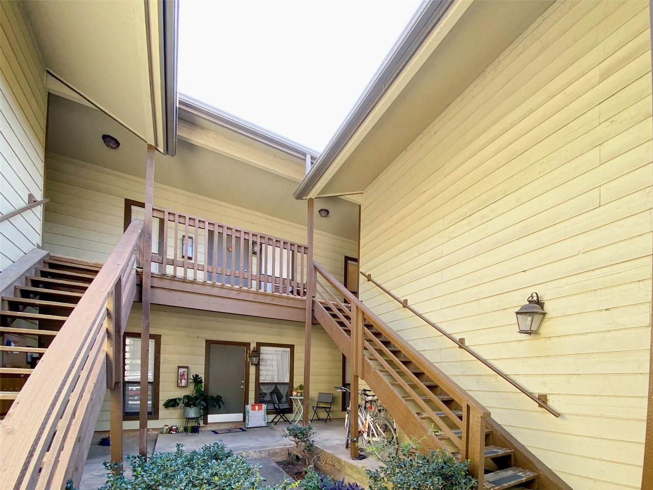 1620 Waterston Ave - Photo 1
