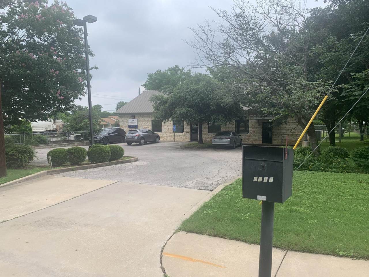 8011 Brodie Ln - Photo 1