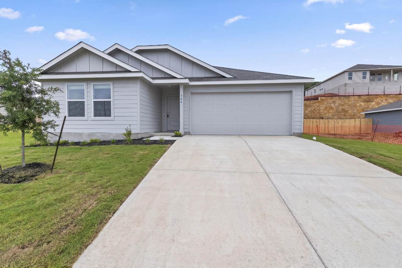 746 Bobby Lou Ln - Photo 1