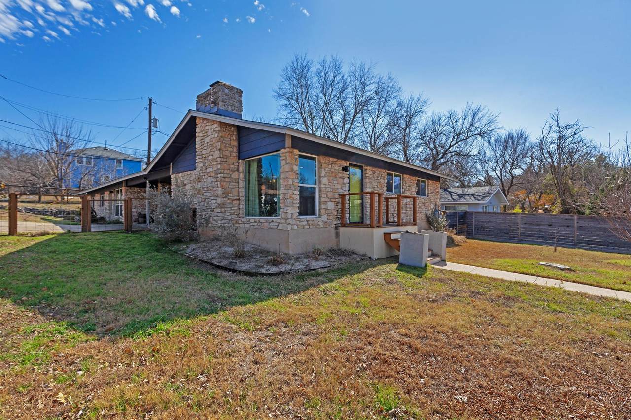 3001 Catalina Dr - Photo 1