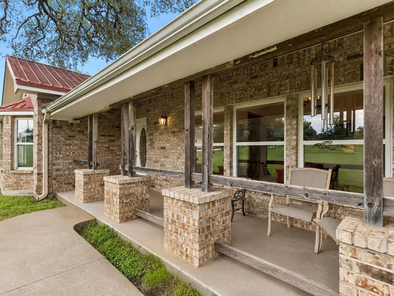 https://bt-photos.global.ssl.fastly.net/austin/1280_boomver_1_2975811-2.jpg