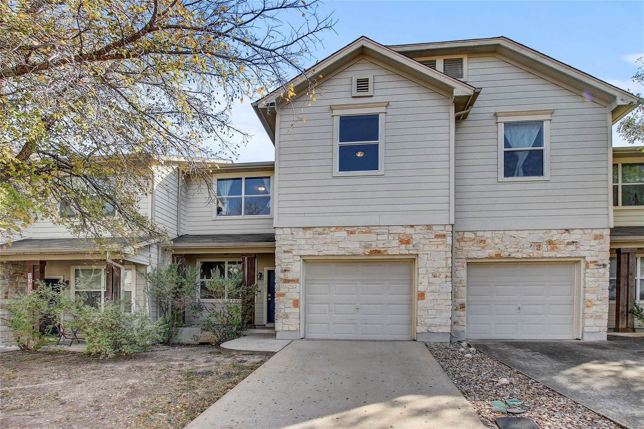 512 Eberhart Ln - Photo 1